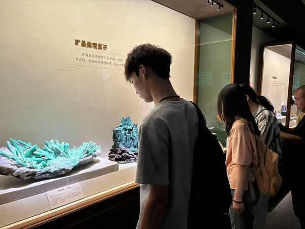 微信图片_20250611212437.jpg 微信图片_20250611212437.jpg